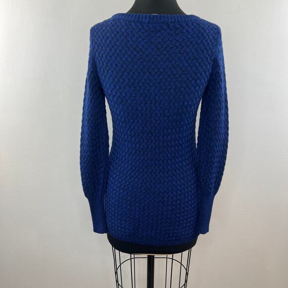 ATHLETA Blue Sweater Wool Ribbed Crew Neck Knit Classic Fit Size X-Small XS - Picture 5 of 8